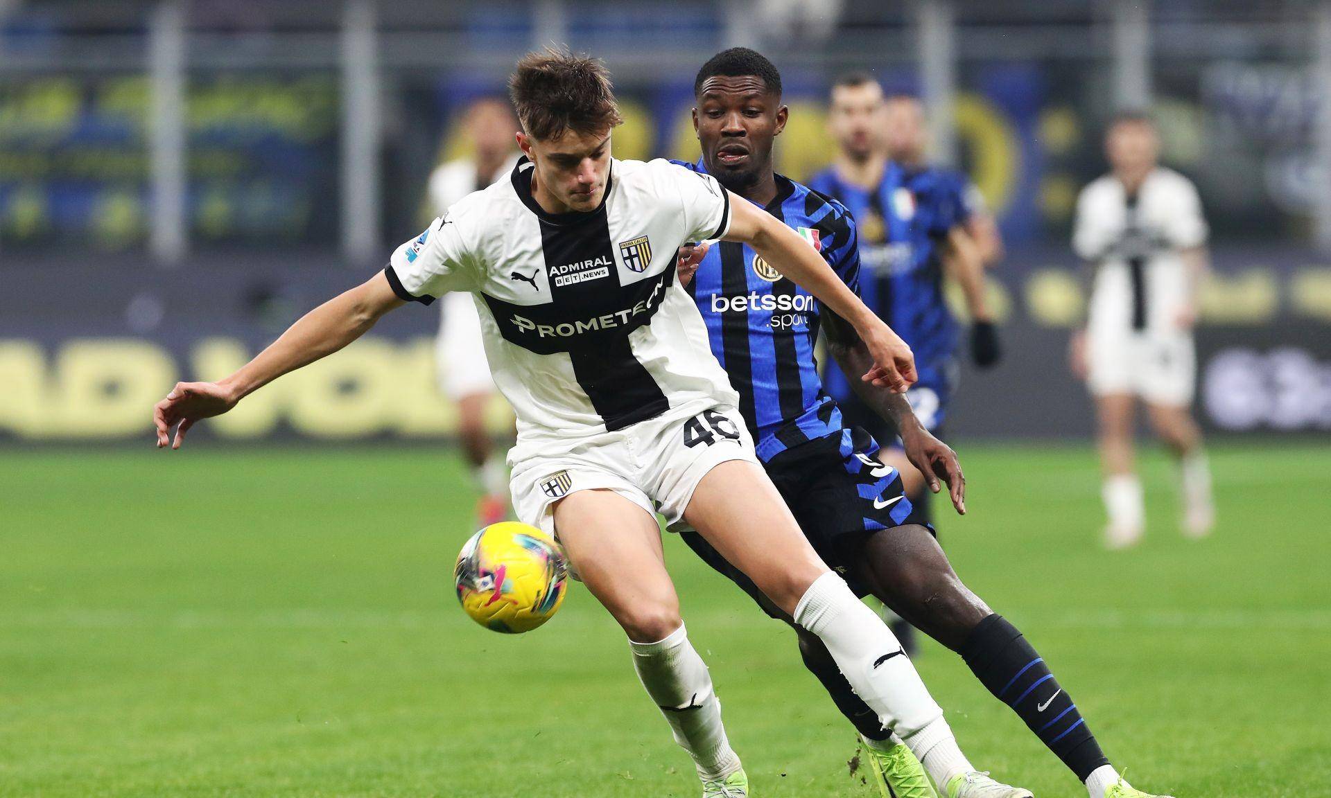 利物浦迎意甲关键赛,转会期更衣室发声,气氛紧张,赛程密集仍需轮换-开云体育官网